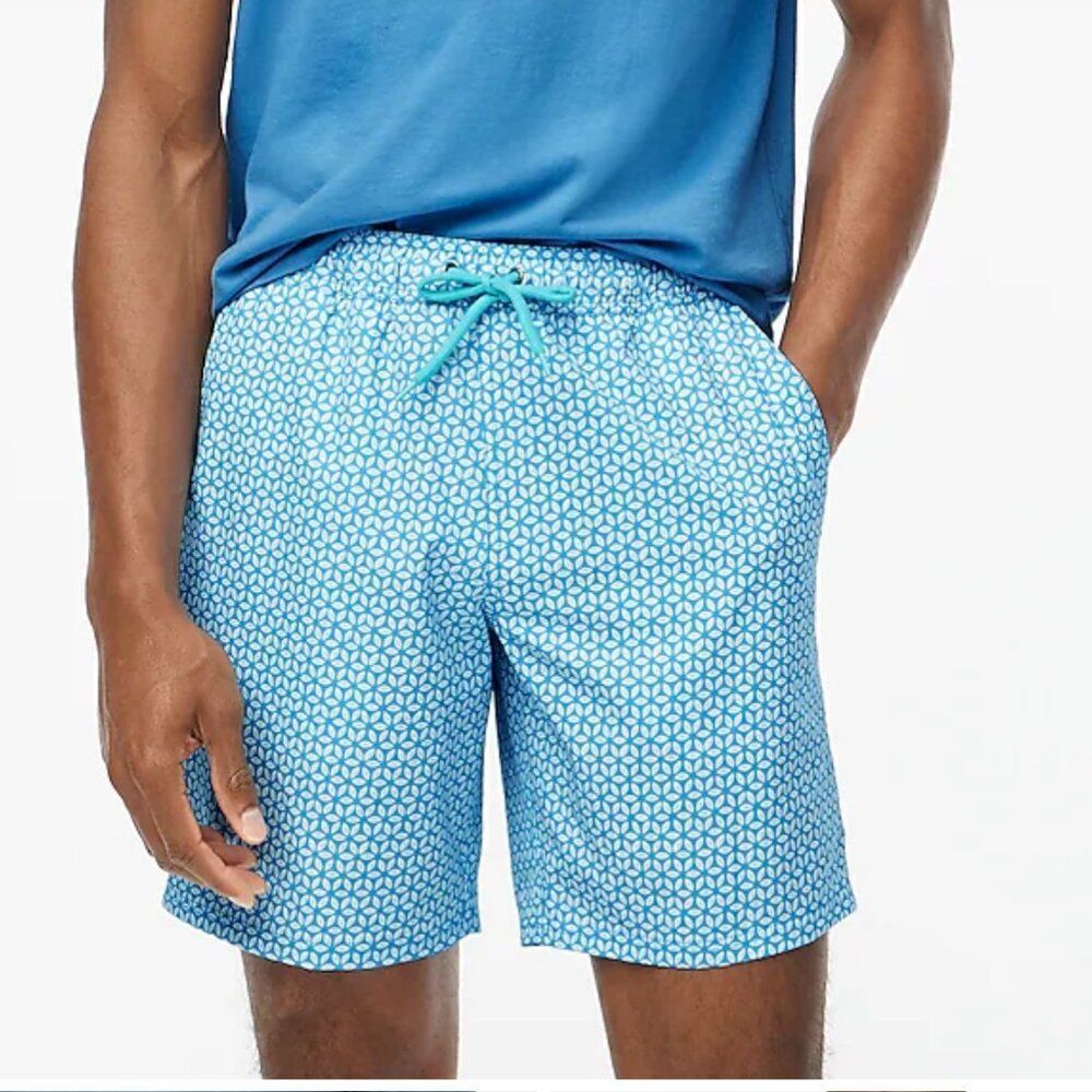 J. Crew Factory CA350 Blue 8" printed swim trunk size large NWT